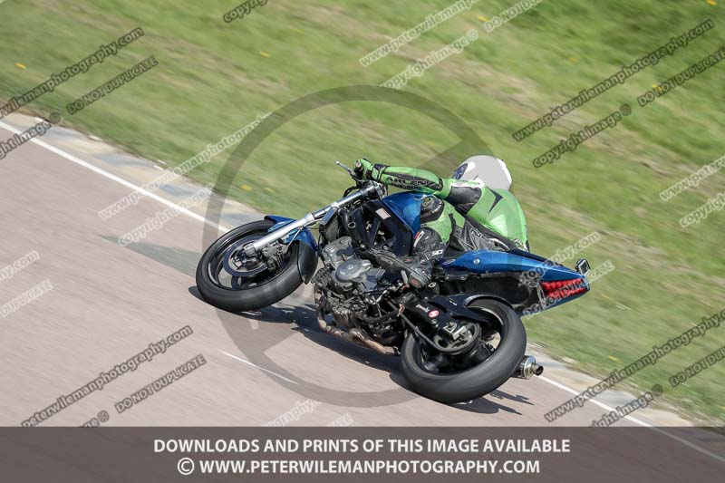 cadwell park;cadwell park photographs;cadwell trackday photographs;enduro digital images;event digital images;eventdigitalimages;peter wileman photography;racing digital images;trackday digital images;trackday photos