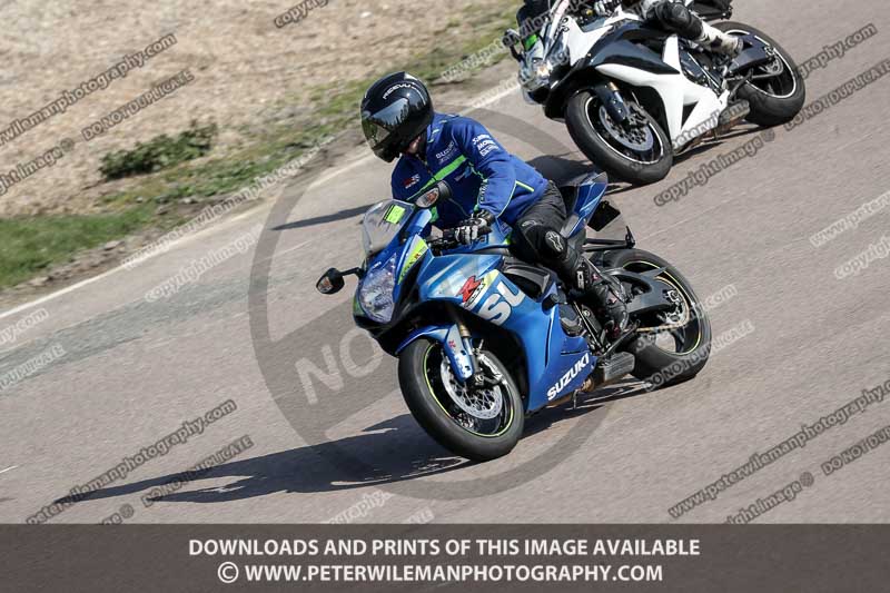 cadwell park;cadwell park photographs;cadwell trackday photographs;enduro digital images;event digital images;eventdigitalimages;peter wileman photography;racing digital images;trackday digital images;trackday photos