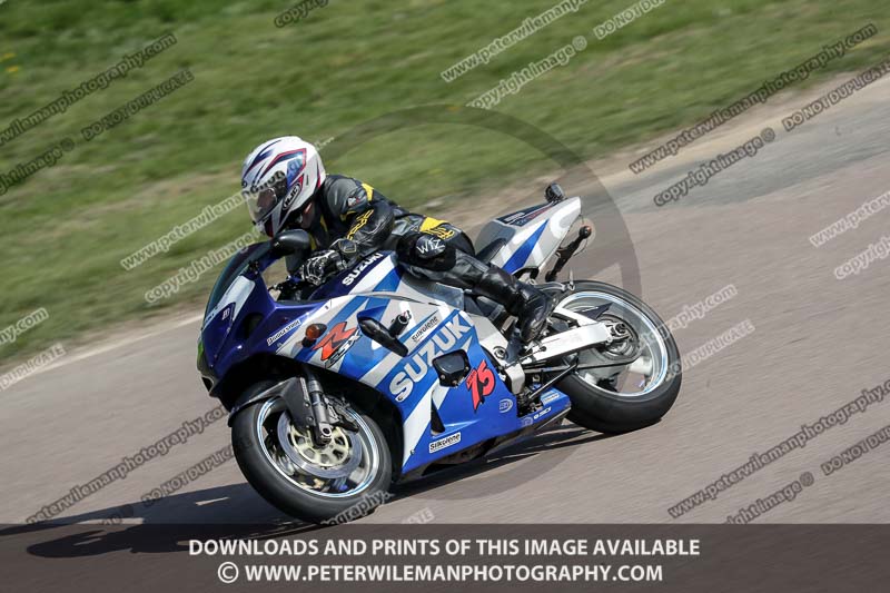 cadwell park;cadwell park photographs;cadwell trackday photographs;enduro digital images;event digital images;eventdigitalimages;peter wileman photography;racing digital images;trackday digital images;trackday photos
