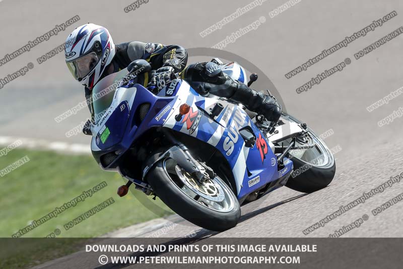 cadwell park;cadwell park photographs;cadwell trackday photographs;enduro digital images;event digital images;eventdigitalimages;peter wileman photography;racing digital images;trackday digital images;trackday photos