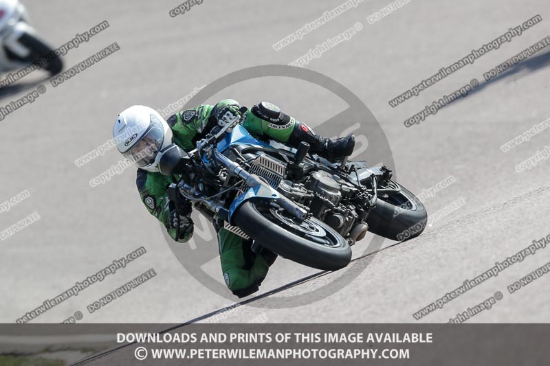 cadwell park;cadwell park photographs;cadwell trackday photographs;enduro digital images;event digital images;eventdigitalimages;peter wileman photography;racing digital images;trackday digital images;trackday photos