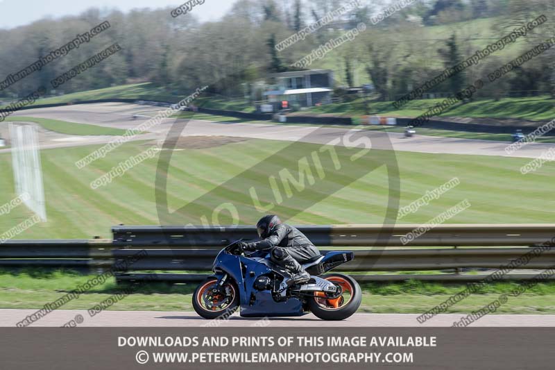 cadwell park;cadwell park photographs;cadwell trackday photographs;enduro digital images;event digital images;eventdigitalimages;peter wileman photography;racing digital images;trackday digital images;trackday photos