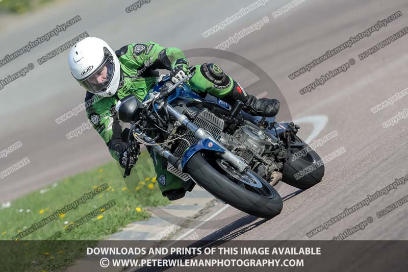 cadwell park;cadwell park photographs;cadwell trackday photographs;enduro digital images;event digital images;eventdigitalimages;peter wileman photography;racing digital images;trackday digital images;trackday photos