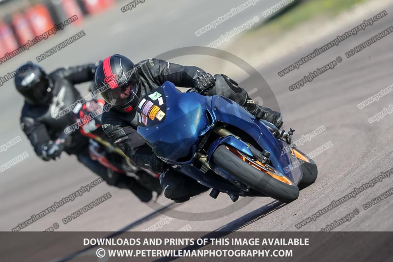 cadwell park;cadwell park photographs;cadwell trackday photographs;enduro digital images;event digital images;eventdigitalimages;peter wileman photography;racing digital images;trackday digital images;trackday photos