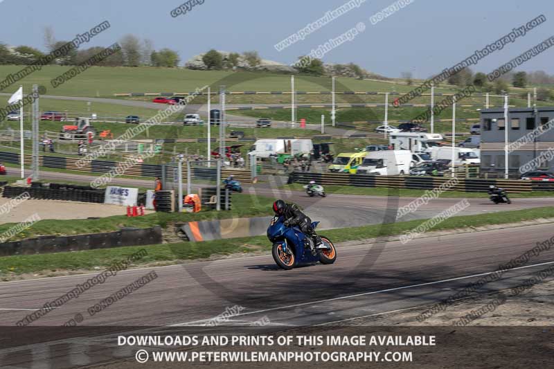 cadwell park;cadwell park photographs;cadwell trackday photographs;enduro digital images;event digital images;eventdigitalimages;peter wileman photography;racing digital images;trackday digital images;trackday photos