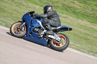 cadwell-park;cadwell-park-photographs;cadwell-trackday-photographs;enduro-digital-images;event-digital-images;eventdigitalimages;peter-wileman-photography;racing-digital-images;trackday-digital-images;trackday-photos