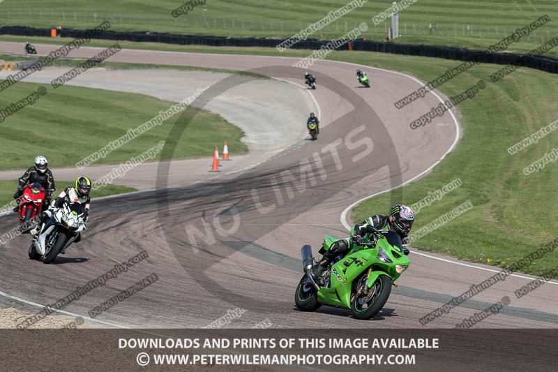 cadwell park;cadwell park photographs;cadwell trackday photographs;enduro digital images;event digital images;eventdigitalimages;peter wileman photography;racing digital images;trackday digital images;trackday photos