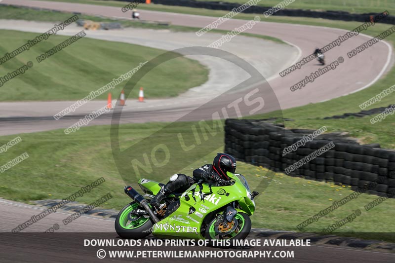 cadwell park;cadwell park photographs;cadwell trackday photographs;enduro digital images;event digital images;eventdigitalimages;peter wileman photography;racing digital images;trackday digital images;trackday photos