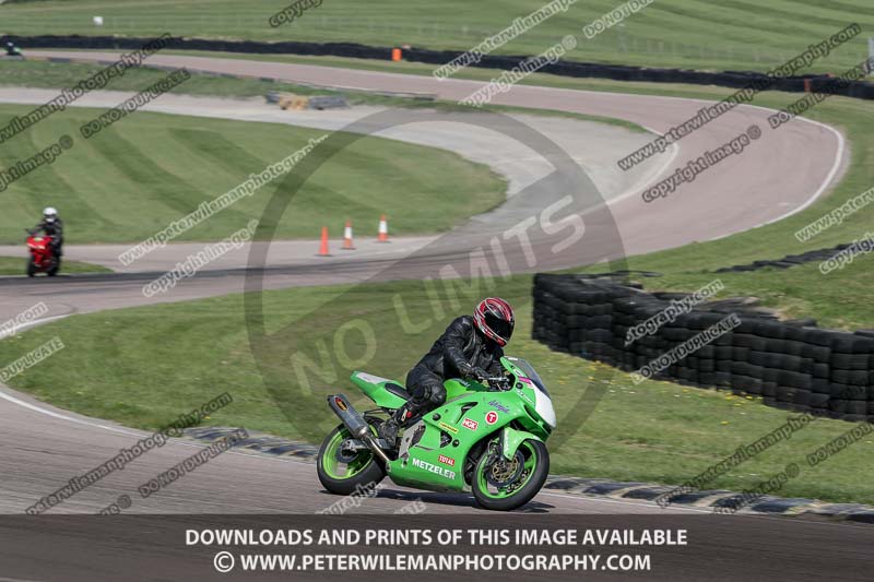 cadwell park;cadwell park photographs;cadwell trackday photographs;enduro digital images;event digital images;eventdigitalimages;peter wileman photography;racing digital images;trackday digital images;trackday photos
