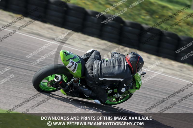 cadwell park;cadwell park photographs;cadwell trackday photographs;enduro digital images;event digital images;eventdigitalimages;peter wileman photography;racing digital images;trackday digital images;trackday photos