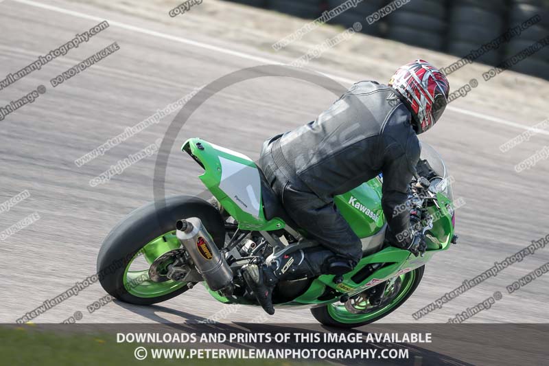 cadwell park;cadwell park photographs;cadwell trackday photographs;enduro digital images;event digital images;eventdigitalimages;peter wileman photography;racing digital images;trackday digital images;trackday photos