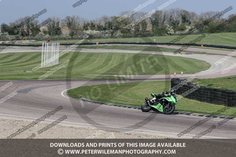 cadwell park;cadwell park photographs;cadwell trackday photographs;enduro digital images;event digital images;eventdigitalimages;peter wileman photography;racing digital images;trackday digital images;trackday photos