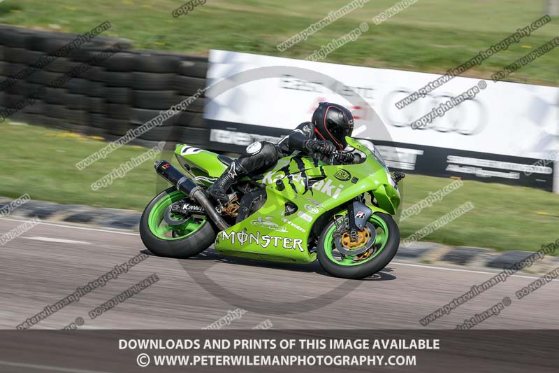 cadwell park;cadwell park photographs;cadwell trackday photographs;enduro digital images;event digital images;eventdigitalimages;peter wileman photography;racing digital images;trackday digital images;trackday photos