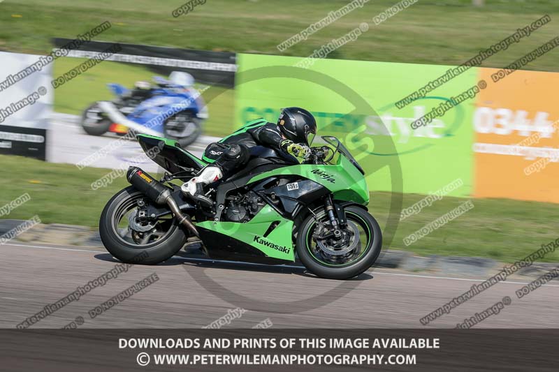 cadwell park;cadwell park photographs;cadwell trackday photographs;enduro digital images;event digital images;eventdigitalimages;peter wileman photography;racing digital images;trackday digital images;trackday photos