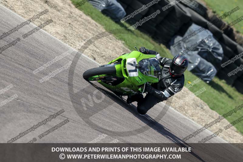 cadwell park;cadwell park photographs;cadwell trackday photographs;enduro digital images;event digital images;eventdigitalimages;peter wileman photography;racing digital images;trackday digital images;trackday photos