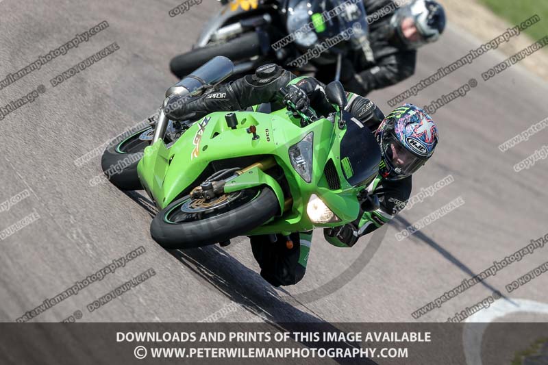 cadwell park;cadwell park photographs;cadwell trackday photographs;enduro digital images;event digital images;eventdigitalimages;peter wileman photography;racing digital images;trackday digital images;trackday photos