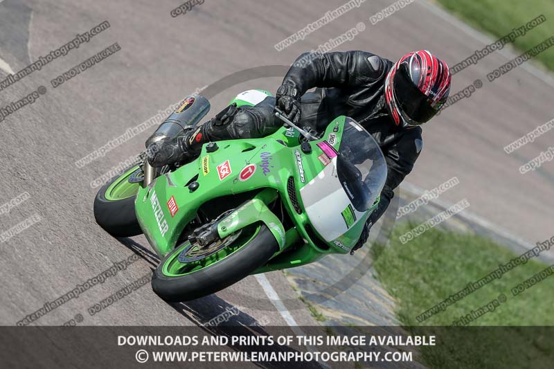 cadwell park;cadwell park photographs;cadwell trackday photographs;enduro digital images;event digital images;eventdigitalimages;peter wileman photography;racing digital images;trackday digital images;trackday photos