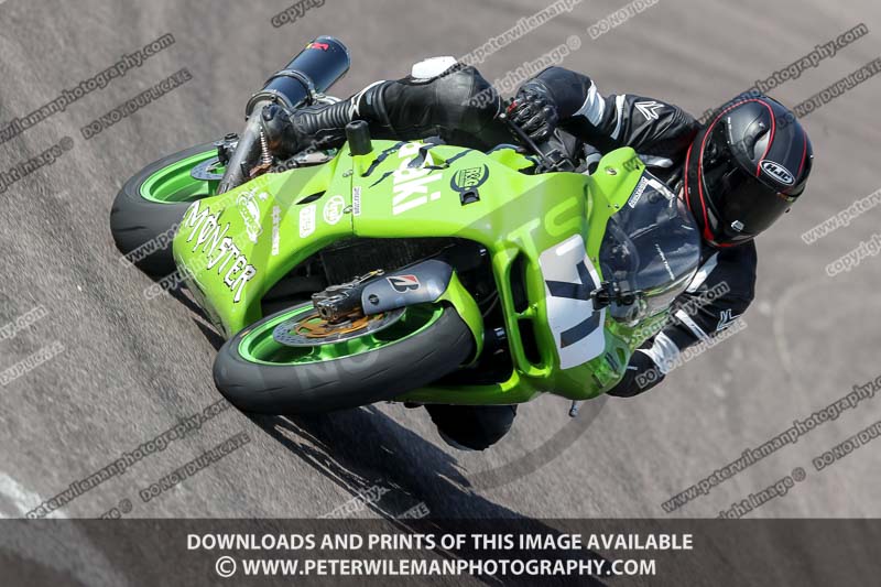 cadwell park;cadwell park photographs;cadwell trackday photographs;enduro digital images;event digital images;eventdigitalimages;peter wileman photography;racing digital images;trackday digital images;trackday photos