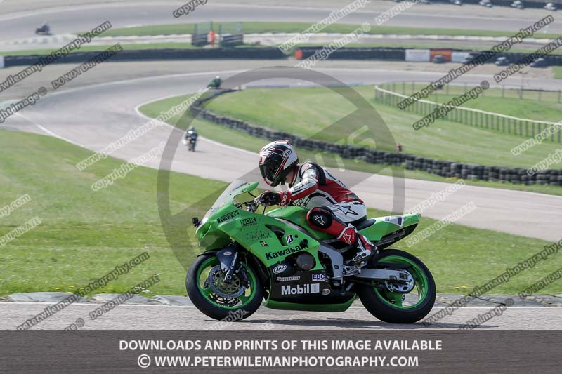 cadwell park;cadwell park photographs;cadwell trackday photographs;enduro digital images;event digital images;eventdigitalimages;peter wileman photography;racing digital images;trackday digital images;trackday photos
