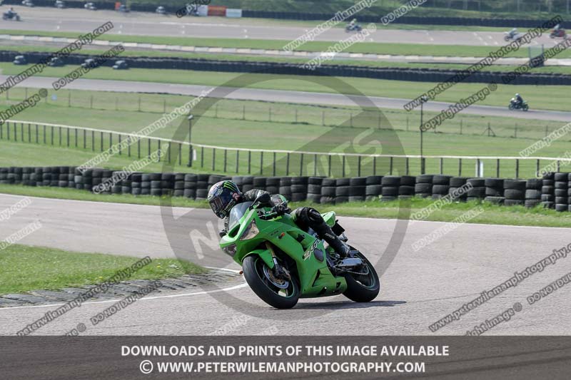 cadwell park;cadwell park photographs;cadwell trackday photographs;enduro digital images;event digital images;eventdigitalimages;peter wileman photography;racing digital images;trackday digital images;trackday photos