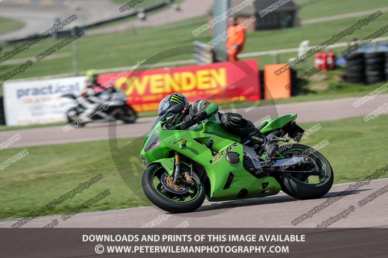 cadwell park;cadwell park photographs;cadwell trackday photographs;enduro digital images;event digital images;eventdigitalimages;peter wileman photography;racing digital images;trackday digital images;trackday photos