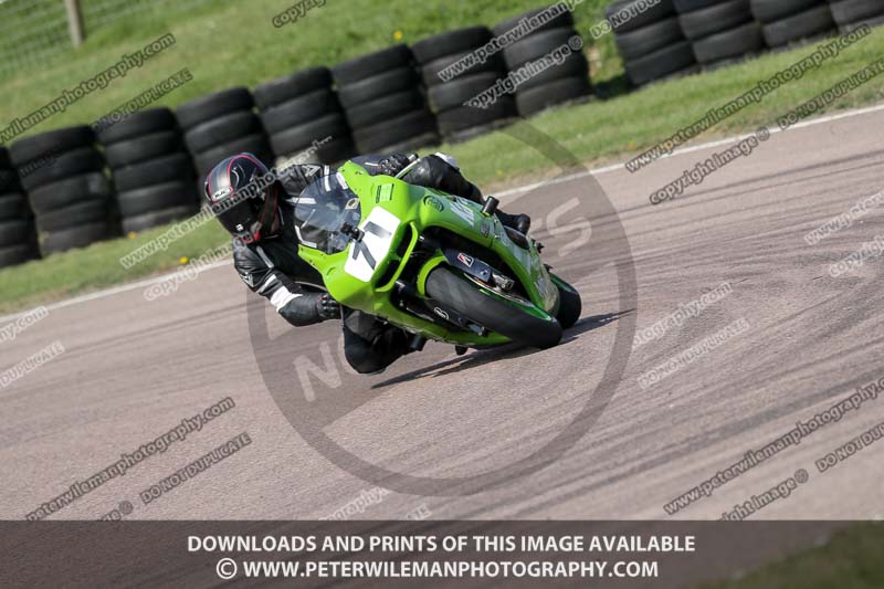 cadwell park;cadwell park photographs;cadwell trackday photographs;enduro digital images;event digital images;eventdigitalimages;peter wileman photography;racing digital images;trackday digital images;trackday photos