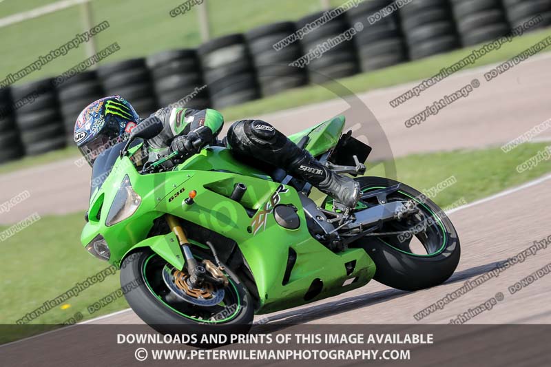 cadwell park;cadwell park photographs;cadwell trackday photographs;enduro digital images;event digital images;eventdigitalimages;peter wileman photography;racing digital images;trackday digital images;trackday photos