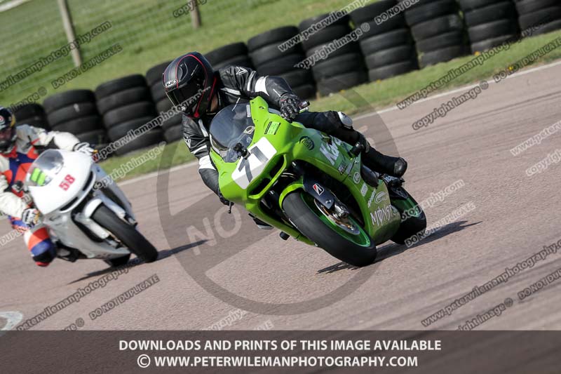 cadwell park;cadwell park photographs;cadwell trackday photographs;enduro digital images;event digital images;eventdigitalimages;peter wileman photography;racing digital images;trackday digital images;trackday photos