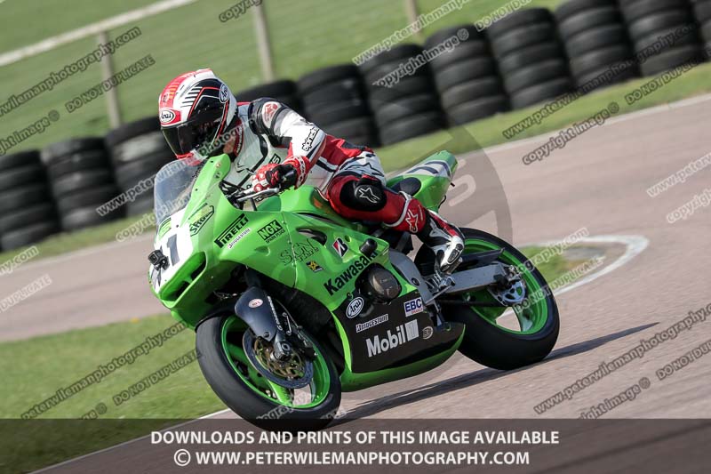 cadwell park;cadwell park photographs;cadwell trackday photographs;enduro digital images;event digital images;eventdigitalimages;peter wileman photography;racing digital images;trackday digital images;trackday photos