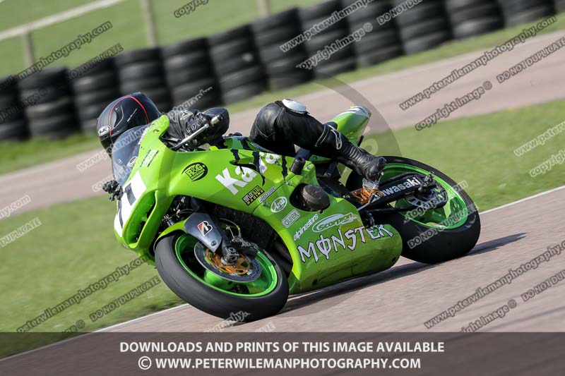 cadwell park;cadwell park photographs;cadwell trackday photographs;enduro digital images;event digital images;eventdigitalimages;peter wileman photography;racing digital images;trackday digital images;trackday photos