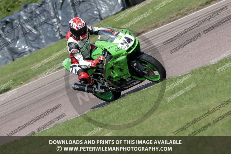 cadwell park;cadwell park photographs;cadwell trackday photographs;enduro digital images;event digital images;eventdigitalimages;peter wileman photography;racing digital images;trackday digital images;trackday photos