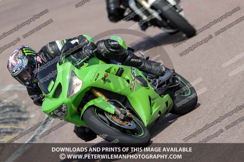 cadwell park;cadwell park photographs;cadwell trackday photographs;enduro digital images;event digital images;eventdigitalimages;peter wileman photography;racing digital images;trackday digital images;trackday photos