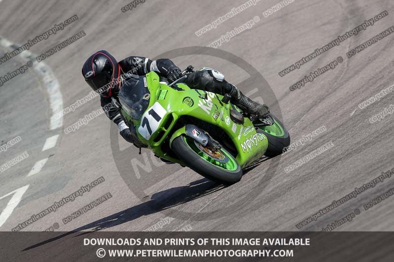 cadwell park;cadwell park photographs;cadwell trackday photographs;enduro digital images;event digital images;eventdigitalimages;peter wileman photography;racing digital images;trackday digital images;trackday photos
