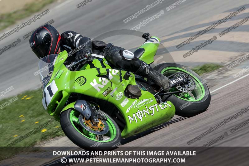cadwell park;cadwell park photographs;cadwell trackday photographs;enduro digital images;event digital images;eventdigitalimages;peter wileman photography;racing digital images;trackday digital images;trackday photos