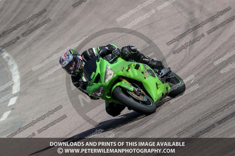 cadwell park;cadwell park photographs;cadwell trackday photographs;enduro digital images;event digital images;eventdigitalimages;peter wileman photography;racing digital images;trackday digital images;trackday photos