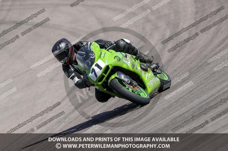 cadwell park;cadwell park photographs;cadwell trackday photographs;enduro digital images;event digital images;eventdigitalimages;peter wileman photography;racing digital images;trackday digital images;trackday photos