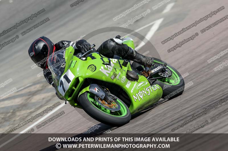 cadwell park;cadwell park photographs;cadwell trackday photographs;enduro digital images;event digital images;eventdigitalimages;peter wileman photography;racing digital images;trackday digital images;trackday photos