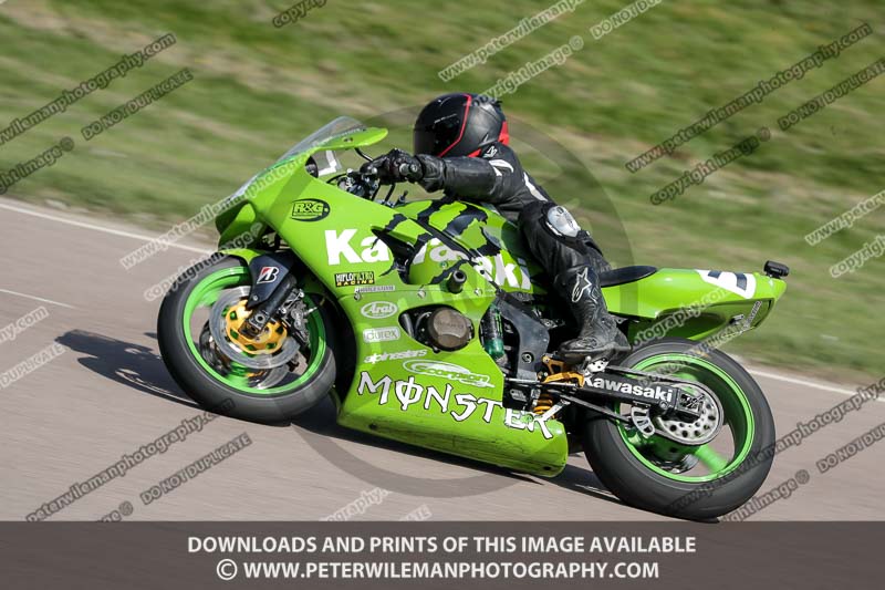 cadwell park;cadwell park photographs;cadwell trackday photographs;enduro digital images;event digital images;eventdigitalimages;peter wileman photography;racing digital images;trackday digital images;trackday photos