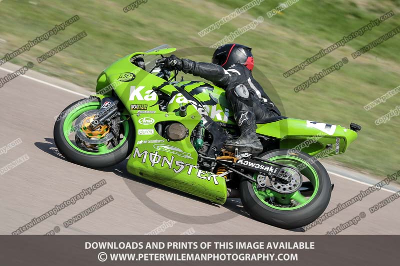 cadwell park;cadwell park photographs;cadwell trackday photographs;enduro digital images;event digital images;eventdigitalimages;peter wileman photography;racing digital images;trackday digital images;trackday photos