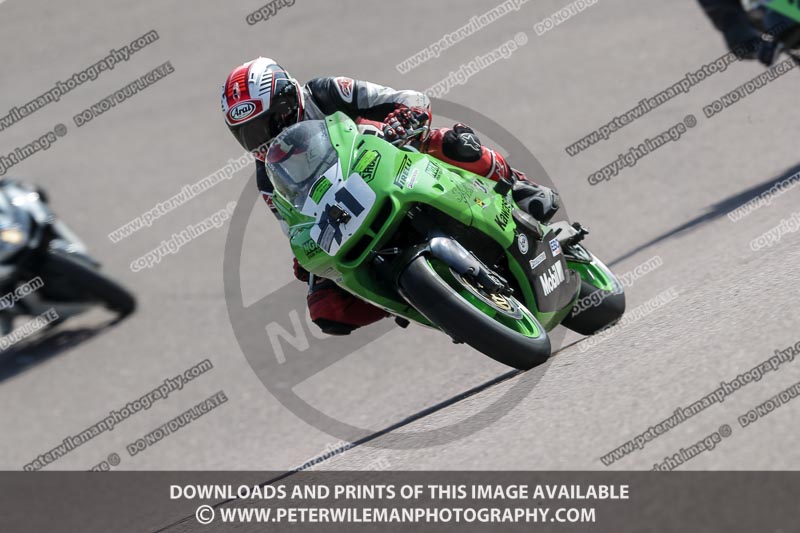 cadwell park;cadwell park photographs;cadwell trackday photographs;enduro digital images;event digital images;eventdigitalimages;peter wileman photography;racing digital images;trackday digital images;trackday photos