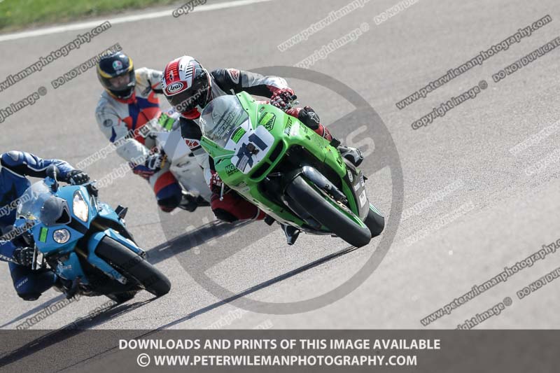cadwell park;cadwell park photographs;cadwell trackday photographs;enduro digital images;event digital images;eventdigitalimages;peter wileman photography;racing digital images;trackday digital images;trackday photos