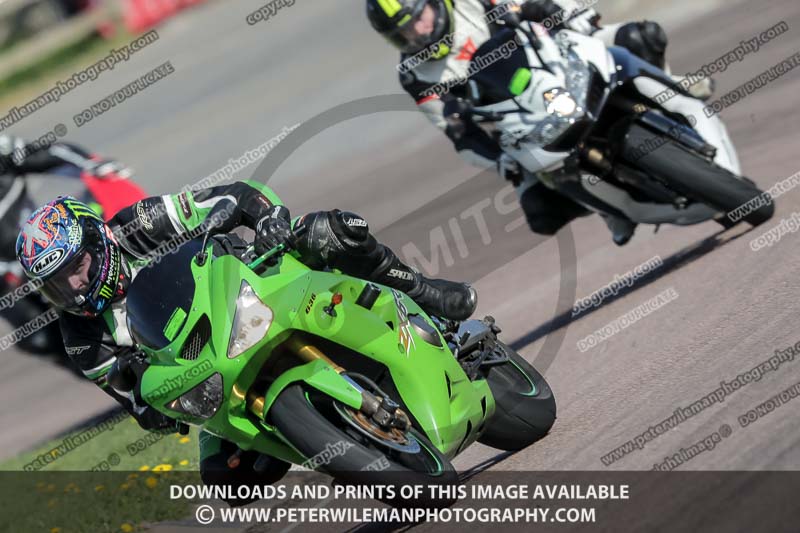 cadwell park;cadwell park photographs;cadwell trackday photographs;enduro digital images;event digital images;eventdigitalimages;peter wileman photography;racing digital images;trackday digital images;trackday photos