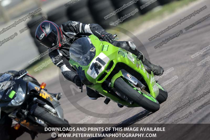 cadwell park;cadwell park photographs;cadwell trackday photographs;enduro digital images;event digital images;eventdigitalimages;peter wileman photography;racing digital images;trackday digital images;trackday photos