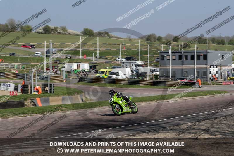 cadwell park;cadwell park photographs;cadwell trackday photographs;enduro digital images;event digital images;eventdigitalimages;peter wileman photography;racing digital images;trackday digital images;trackday photos