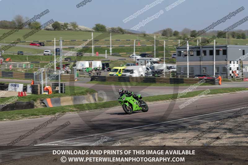 cadwell park;cadwell park photographs;cadwell trackday photographs;enduro digital images;event digital images;eventdigitalimages;peter wileman photography;racing digital images;trackday digital images;trackday photos