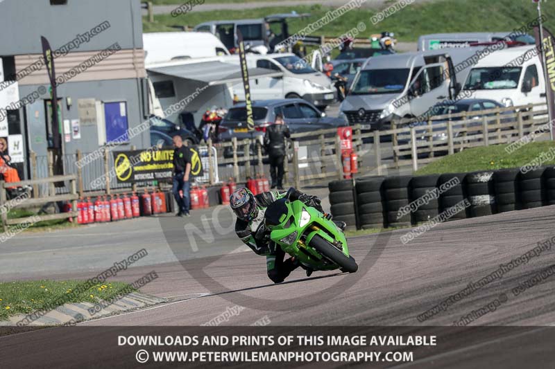 cadwell park;cadwell park photographs;cadwell trackday photographs;enduro digital images;event digital images;eventdigitalimages;peter wileman photography;racing digital images;trackday digital images;trackday photos