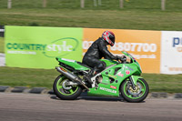 cadwell-park;cadwell-park-photographs;cadwell-trackday-photographs;enduro-digital-images;event-digital-images;eventdigitalimages;peter-wileman-photography;racing-digital-images;trackday-digital-images;trackday-photos