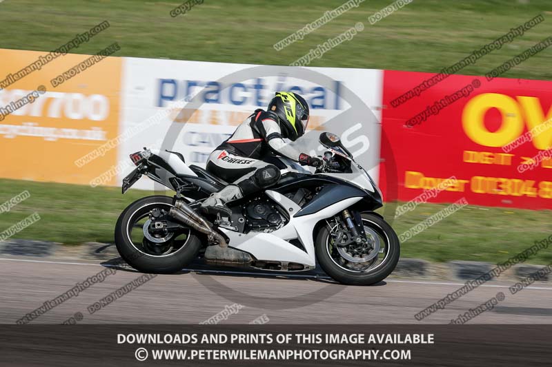 cadwell park;cadwell park photographs;cadwell trackday photographs;enduro digital images;event digital images;eventdigitalimages;peter wileman photography;racing digital images;trackday digital images;trackday photos