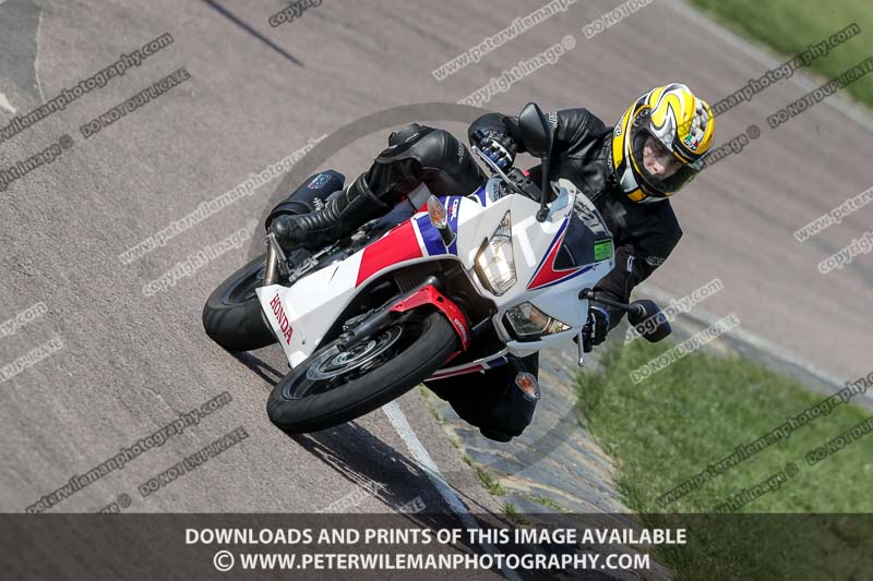 cadwell park;cadwell park photographs;cadwell trackday photographs;enduro digital images;event digital images;eventdigitalimages;peter wileman photography;racing digital images;trackday digital images;trackday photos