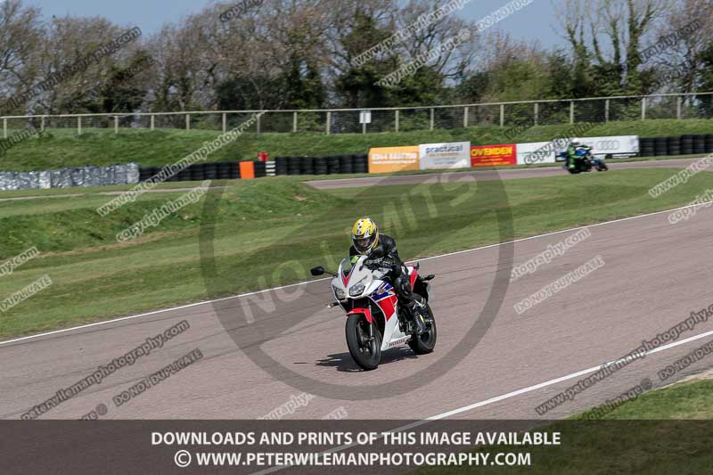 cadwell park;cadwell park photographs;cadwell trackday photographs;enduro digital images;event digital images;eventdigitalimages;peter wileman photography;racing digital images;trackday digital images;trackday photos